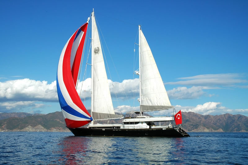 suhail sailing yacht
